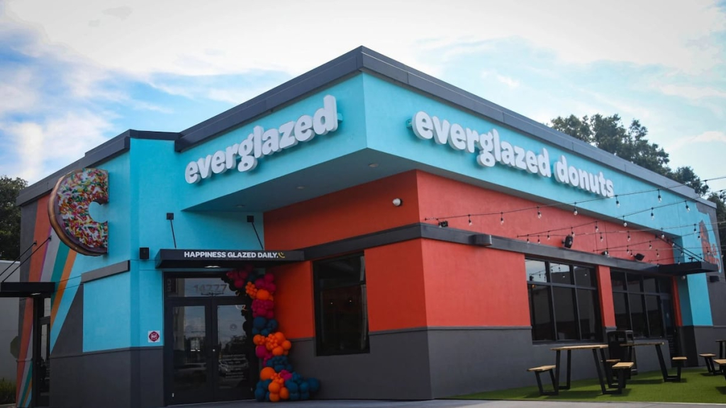 Esta tienda de donas ‘nacida y esmaltada de Florida’ acaba de abrir en Carrollwood