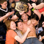 Durante 50 años se pasó construyendo lo que conocemos como ‘WrestleMania’. Su último logro antes de morir fue descubrir a John Cena