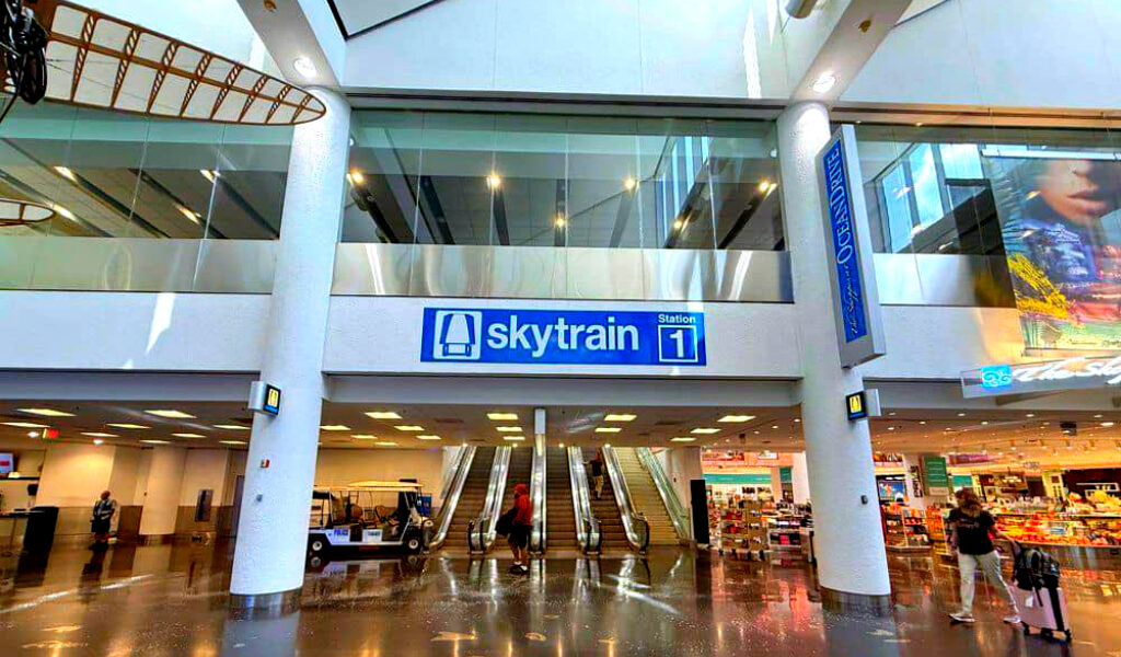 El MIA reactiva por completo su Skytrain con la reapertura de la estación 1