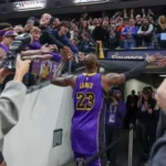 Los Angeles Lakers presentan un retorno para la próxima temporada de la NBA | Sporting News Argentina