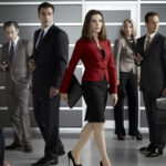 Una de las mejores series de abogados de la televisión, con un personaje que hizo historia: sus dos primeras temporadas, gratis desde ya mismo en Pluto TV