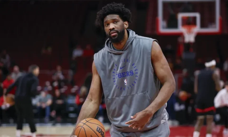 Preocupación en la NBA por Joel Embiid: ¿es posible su retiro médico? | Sporting News Argentina