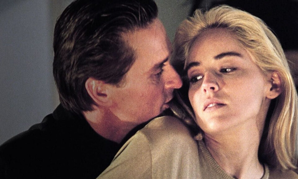 «Me gritó delante de toda la gente»: Sharon Stone y Michael Douglas tuvieron una tensa pelea antes de hacer ‘Instinto básico’ y eso influyó en la película