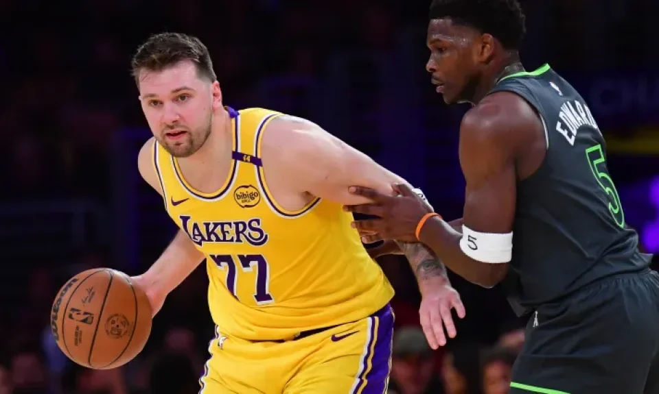 Un directivo de los Lakers revela los planes para construir alrededor de Luka Doncic, ¿sin LeBron James? | Sporting News Argentina