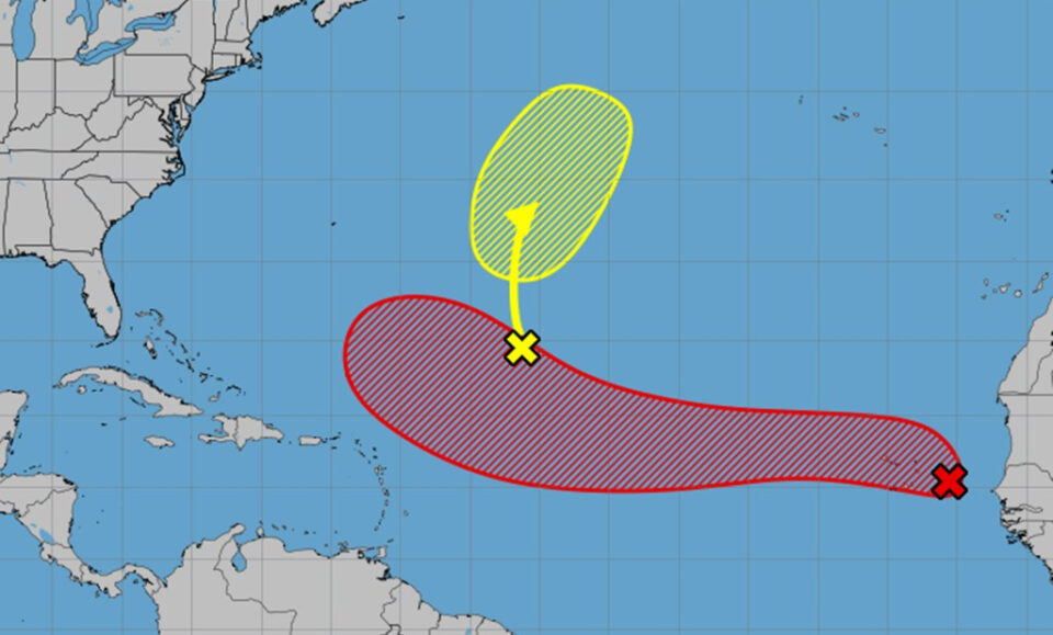 Hurricane Center dice que el sistema Atlantic probablemente se convertirá en depresión tropical