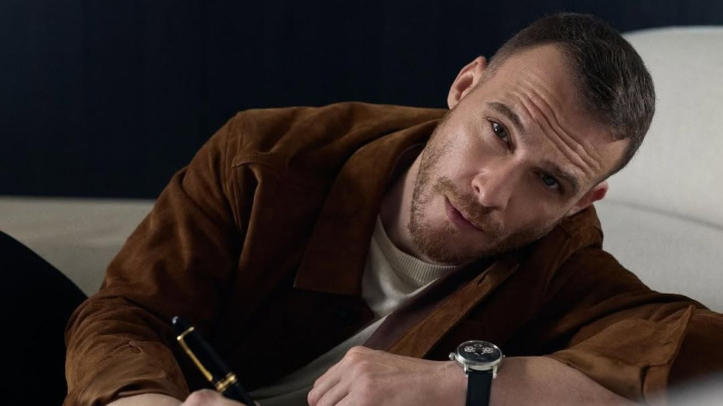 Can Yaman no es el único: Kerem Bürsin afirma estar “trabajando” en un proyecto en España, pero primero tiene que solucionar un problema