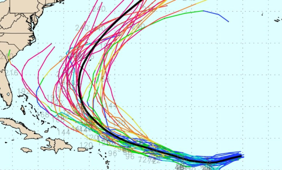 Tormenta tropical Erin para intensificarse en el huracán, Puerto Rico en cono de incertidumbre
