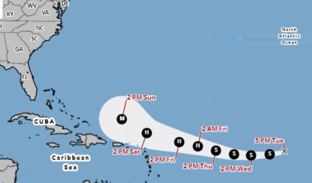 La tormenta tropical Erin aumenta a través del Atlántico con las islas del Caribe ahora en riesgo, dice NHC