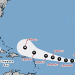 La tormenta tropical Erin aumenta a través del Atlántico con las islas del Caribe ahora en riesgo, dice NHC