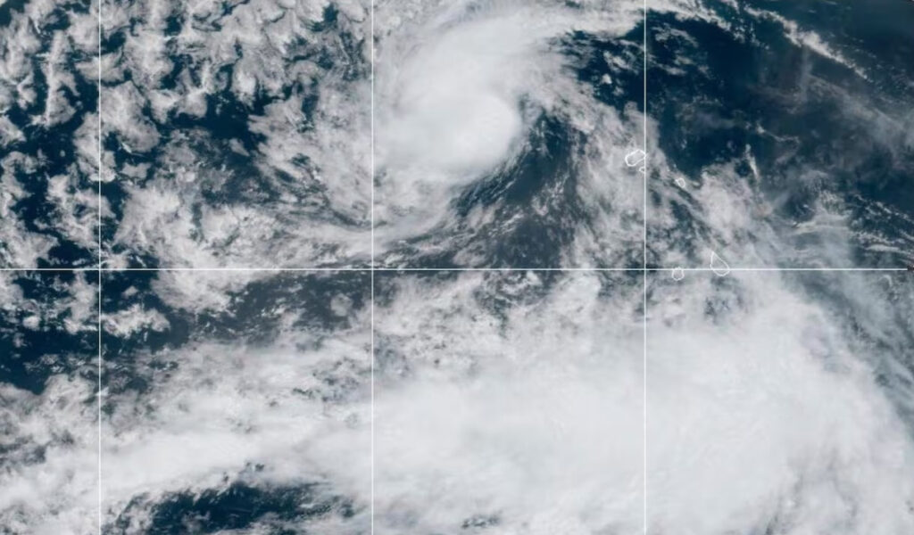 Tormenta tropical Erin se desplaza por el Atlántico: ¿llegará al sur de Florida?