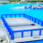 La primera y única cancha flotante de pickleball está en Florida