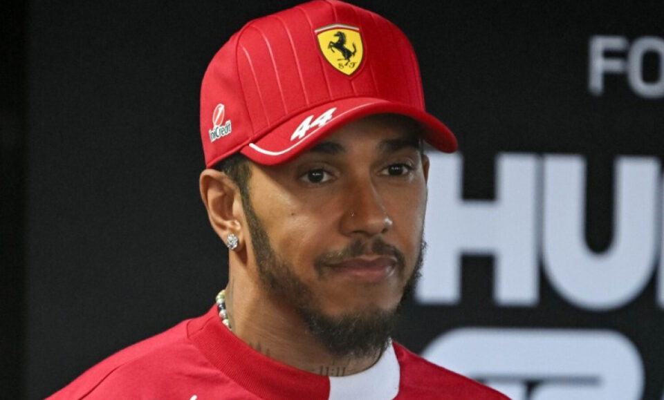 Ex piloto de F1 cree que Hamilton nunca superó el shock de Abu Dhabi 2021