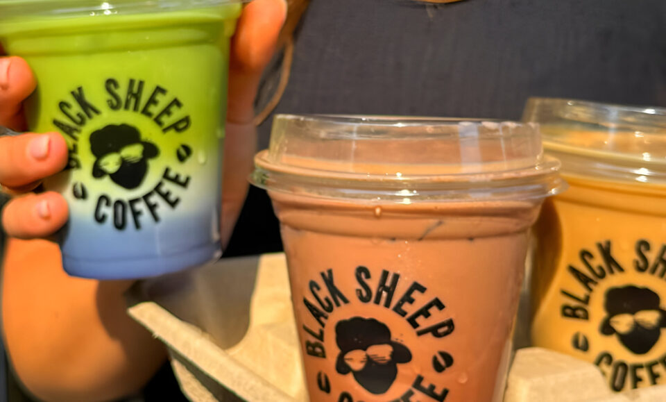 ¡Primera en Florida! Cafetería popular de Reino Unido abre en Coconut Grove