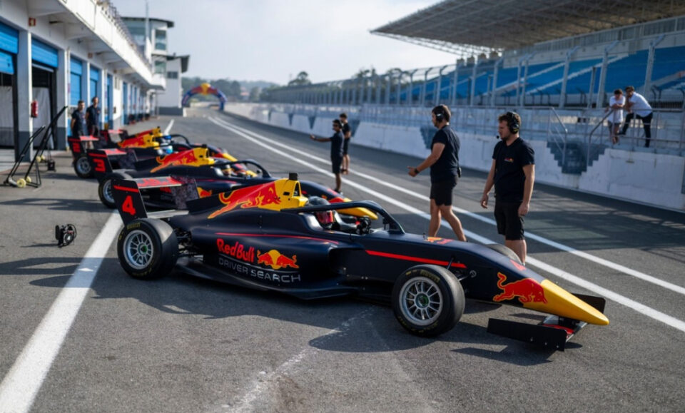 Red Bull incorpora dos nuevos talentos a su programa junior, uno de ellos argentino