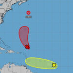 Huracane Center Eyes 2 Desarrollo de sistemas a medida que Erin se vuelve extratropical