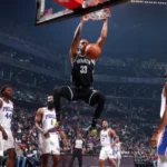 El traspaso que pondría a los Lakers tras el suplente de Deandre Ayton | Sporting News Argentina