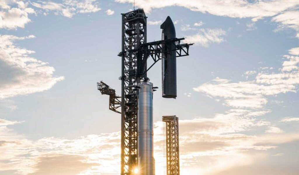 Potente SpaceX Starship se mantiene el domingo para el décimo lanzamiento de la prueba con el objetivo de evitar fallas recientes