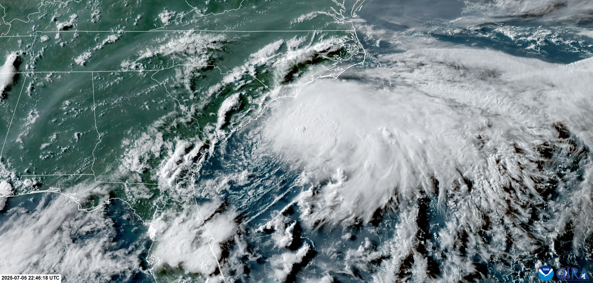 Una imagen satelital de la tormenta tropical Chantal que se acerca a la costa de las Carolinas, tomada por el satélite de Noaa Goes-19 el 5 de julio de 2025. (Cortesía de Satélites NOAA)