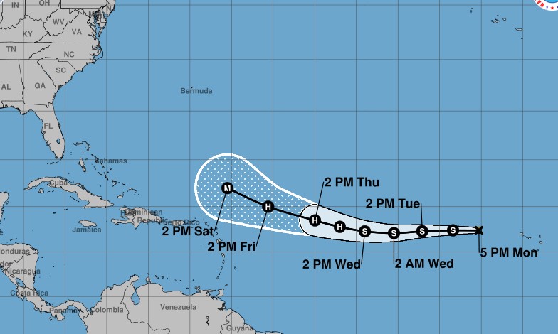 La pista de tormenta tropical de Erin a partir de las 5 pm del lunes 11 de agosto de 2025. (Cortesía de NHC)