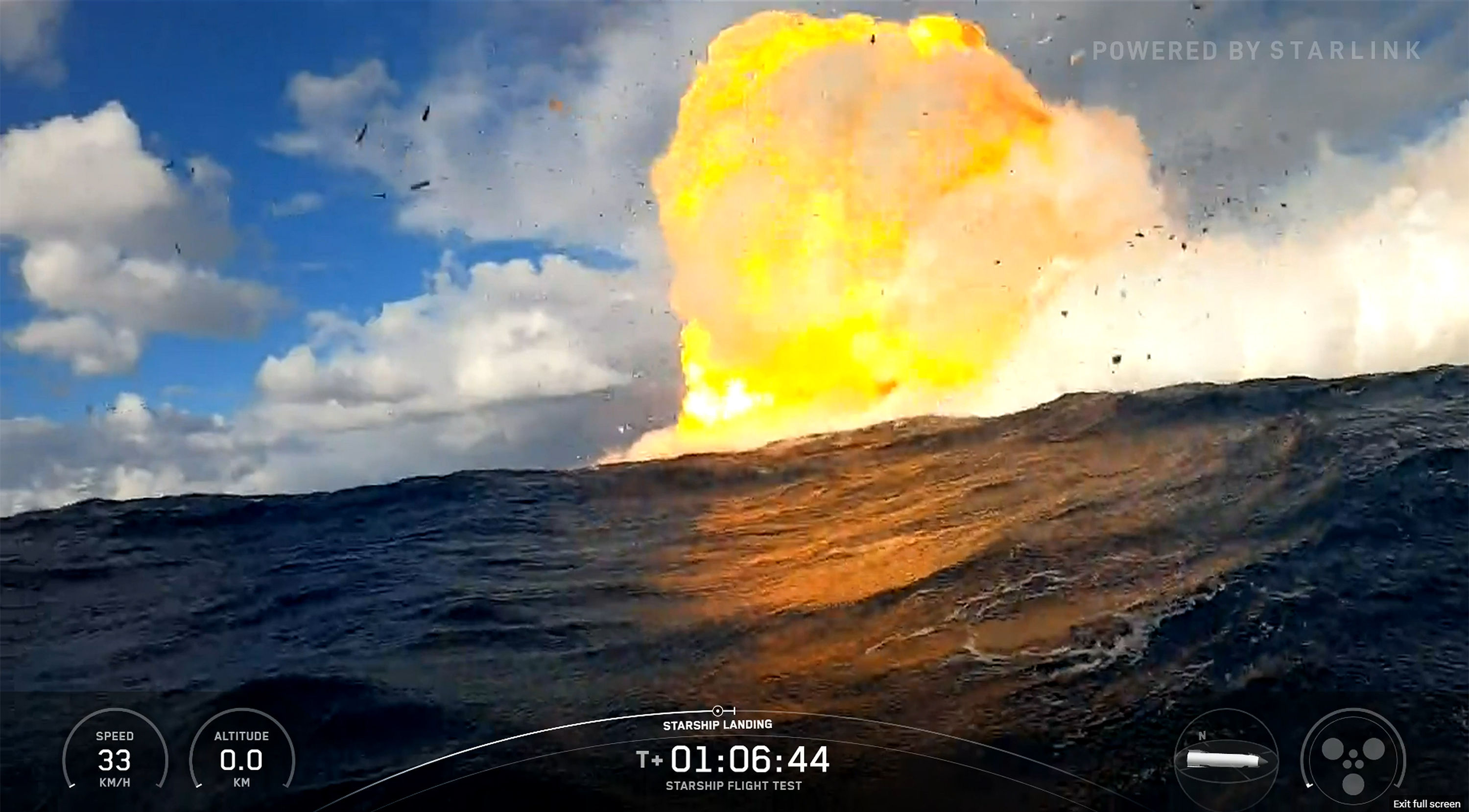 Una pequeña bola de fuego marcó la finalización del décimo vuelo de prueba de Suborbital de Starship y Super Heavy, ya que la etapa superior llegó al sitio de aterrizaje planificado el martes 26 de agosto de 2025. (Cortesía/SpaceX)