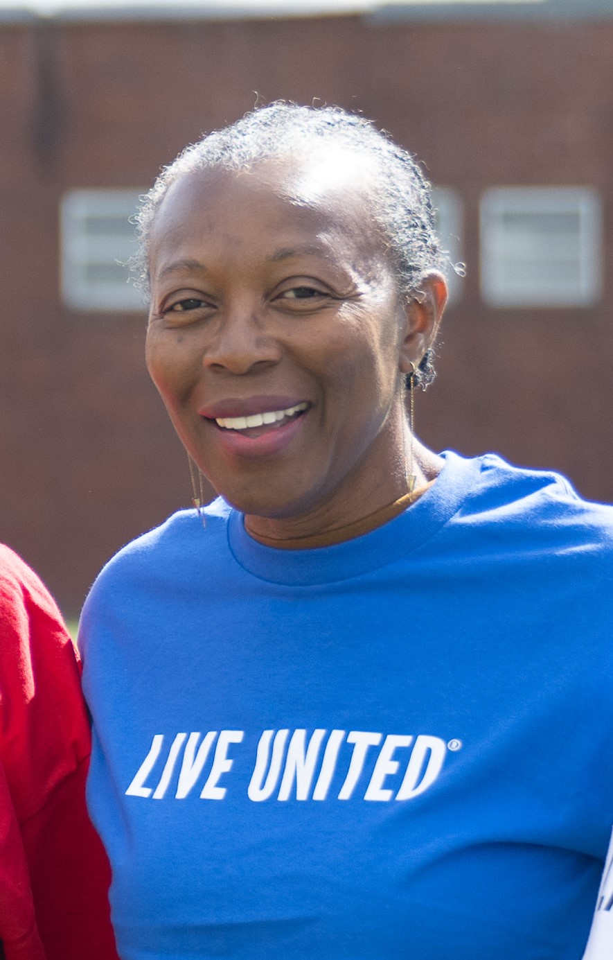 Athea Blake, especialista en servicios de crisis, Heart of Florida United Way's 211 Help Line. (Corazón de Florida United Way)