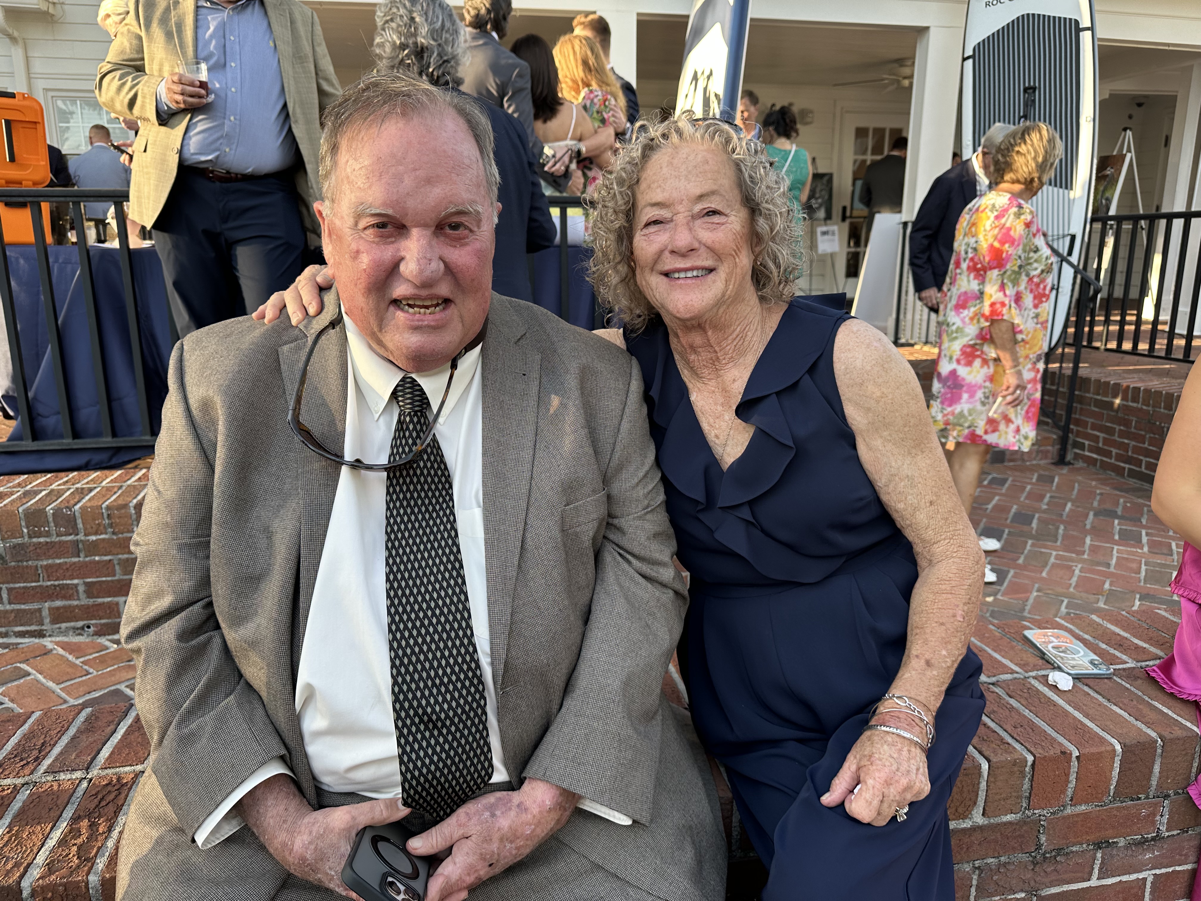 Tom y Sally Moore (cortesía de Sarah Moore Asma)