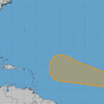 Huracane Center Ups Odds Tropical Wave en Atlantic se desarrollará
