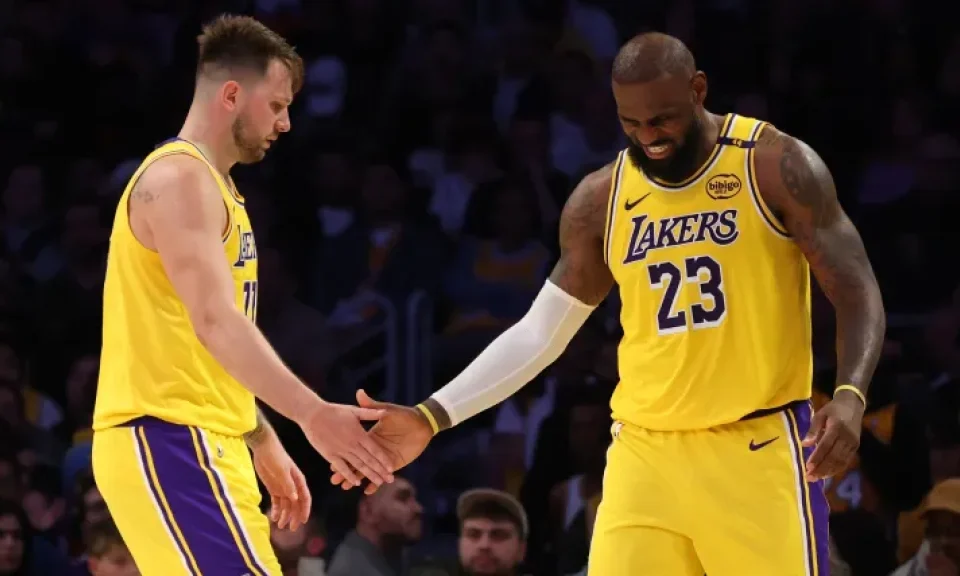 La relación entre LeBron James y Luka Doncic en medio de la incertidumbre | Sporting News Argentina