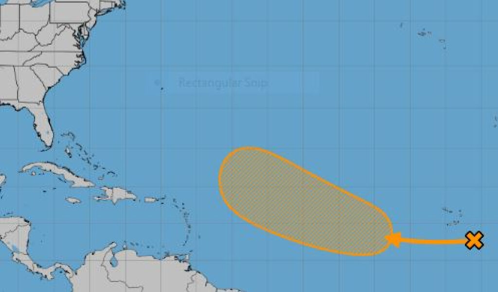 Huracane Center Ups posibilidades de depresión tropical se formará en Atlantic