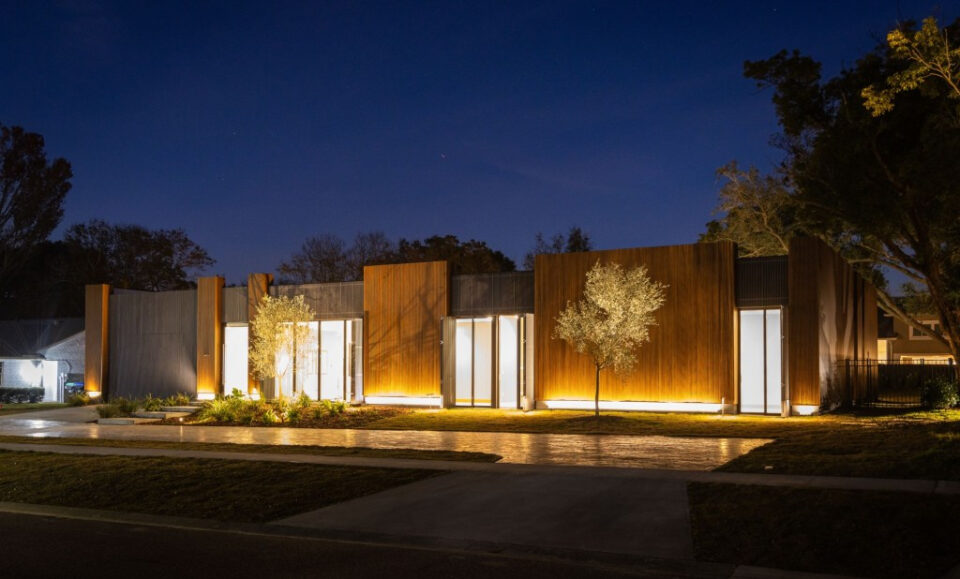 Esta casa de $ 4 millones en Bay Hill demuestra que la arquitectura puede ser sexy