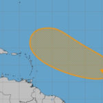 Hurricane Center dice una posibilidad media de depresión tropical en el Atlántico