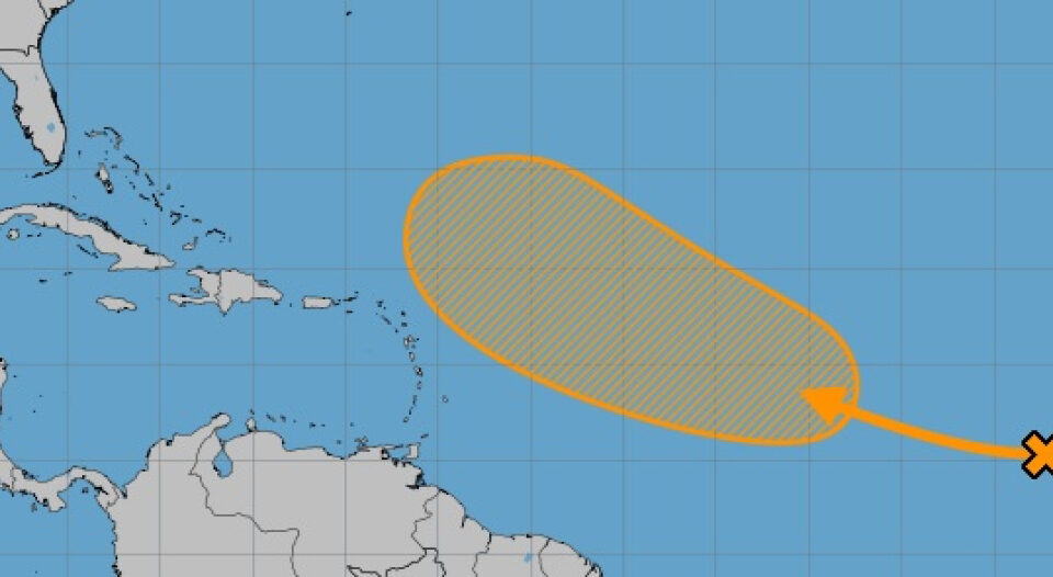 Hurricane Center dice una posibilidad media de depresión tropical en el Atlántico