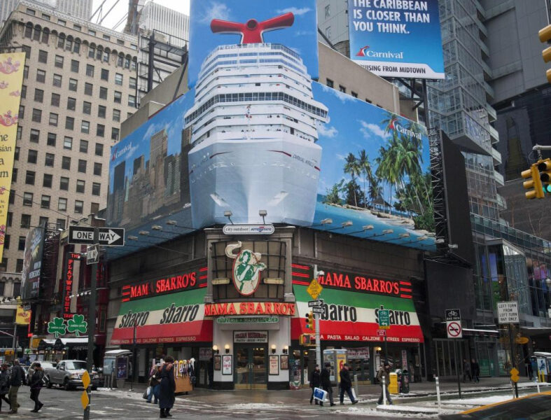 Juez Reglas Carnival Corp. negligente en la caída del pasajero