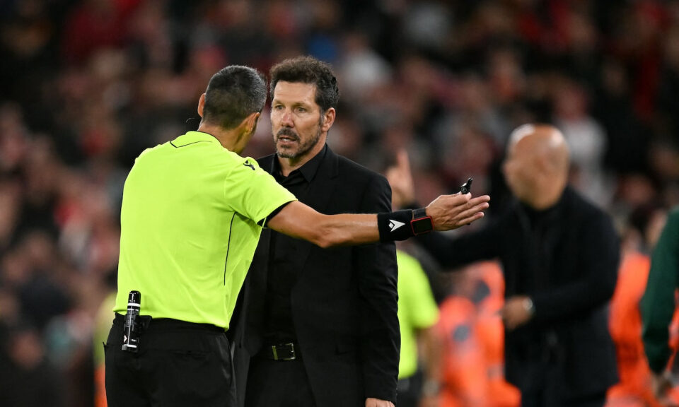 Expediente a Simeone y al Liverpool