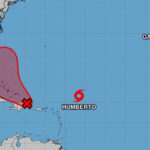 Hurricane Center dice que la depresión tropical probablemente sobre Bahamas mientras sigue rastreando a Humberto, Gabrielle