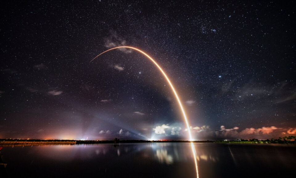 Doble día de lanzamiento completo con SpaceX, ULA ESTARES