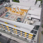 Nueva secundaria en Brickell tiene aulas, apartamentos para maestros y rooftop con cancha