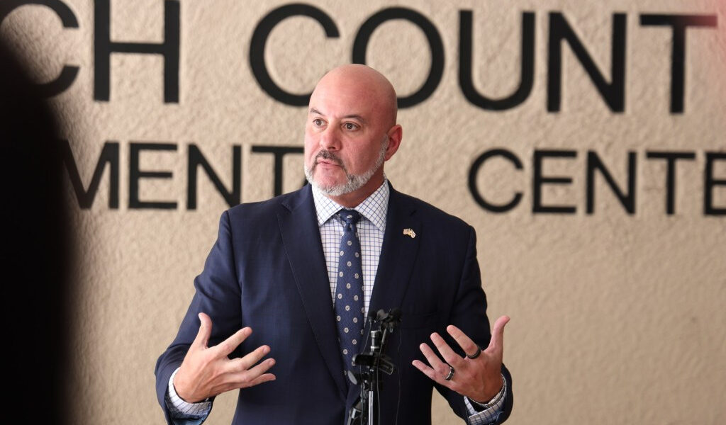 El empuje está en marcha para reducir los impuestos a la propiedad de Florida. ¿Quién ha ayudado y quién está herido?