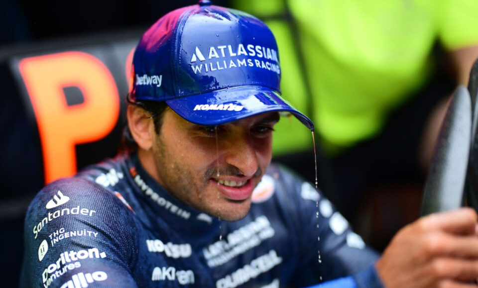 Steiner: En Ferrari debe haber arrepentidos por el cambio entre Sainz y Hamilton