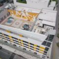 Nueva secundaria en Brickell tiene aulas, apartamentos para maestros y rooftop con cancha