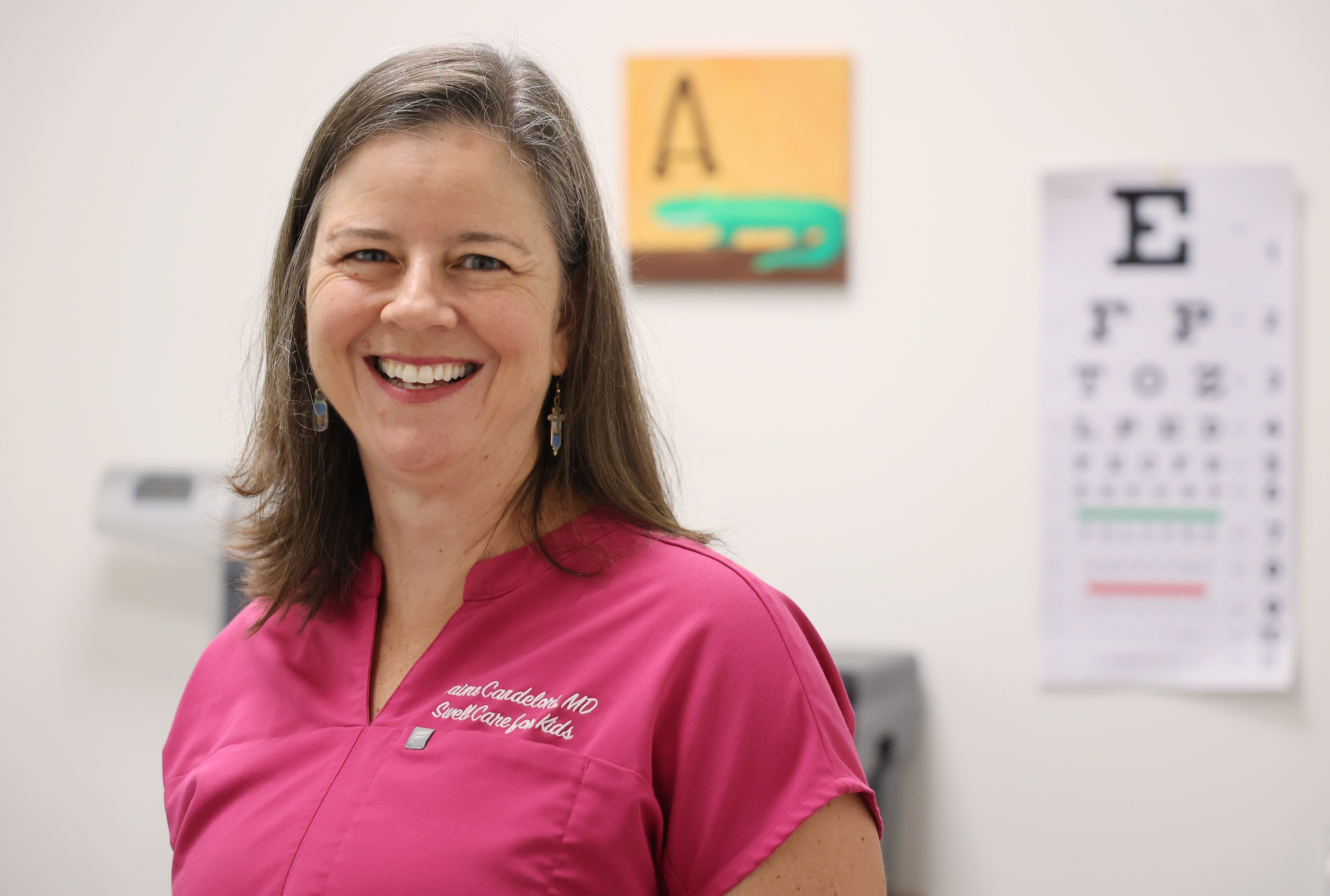 Pediatra Dr. Jaime Candelori en su oficina de Maitland, el lunes 8 de septiembre de 2025. (Ricardo Ramirez Buxeda/Orlando Sentinel)