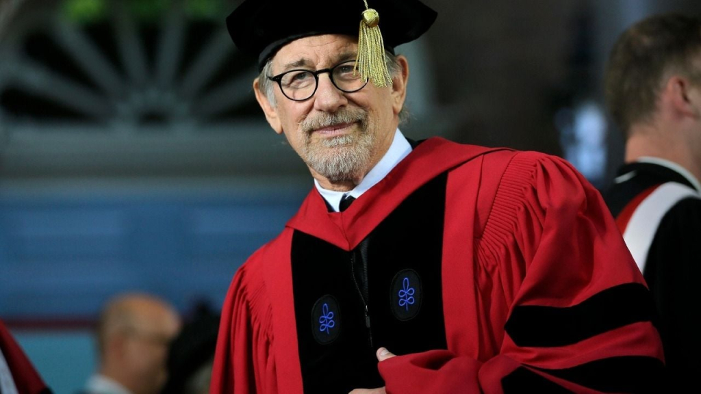 Spielberg llevaba ya más de 30 años haciendo películas, pero se metió igualmente a estudiar cine: su trabajo final fue una de sus obras maestras