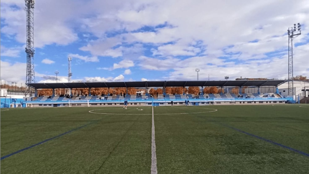 La UD Maracena y el Ayuntamiento quieren jugar en su estadio contra el Valencia