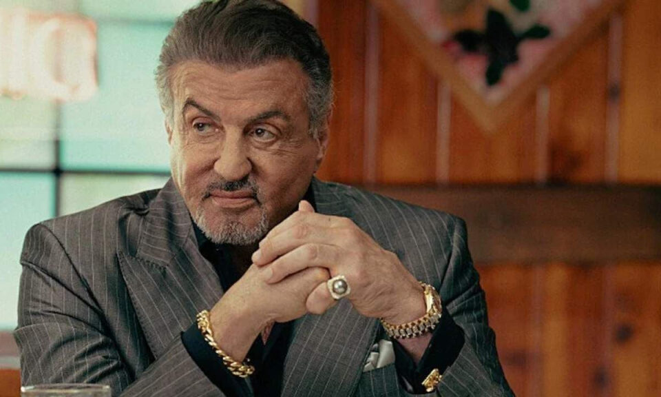 Antes del estreno de su tercera temporada, la serie del creador de ‘Yellowstone’ con Sylvester Stallone recibió luz verde para más capítulos