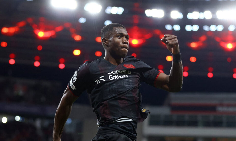 Kofane sigue derribando puertas: goleador más joven en marcar en Champions con el Leverkusen