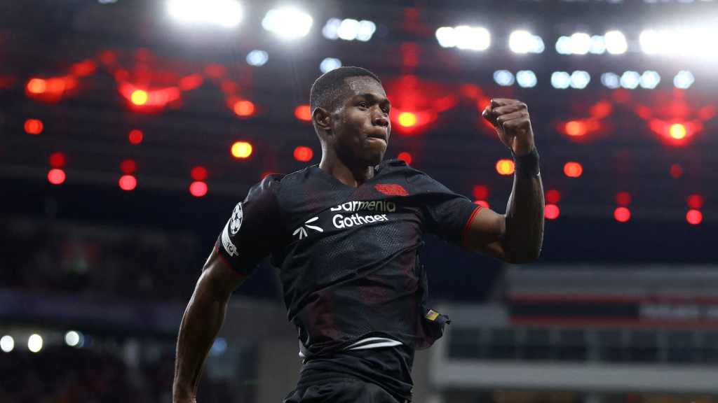 Kofane sigue derribando puertas: goleador más joven en marcar en Champions con el Leverkusen