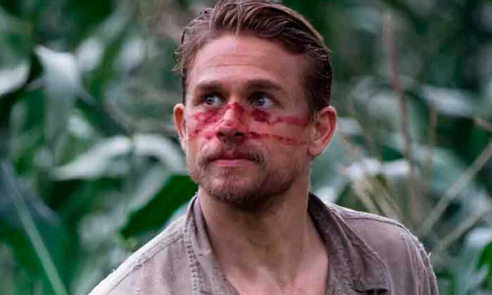 Hace 10 años Brad Pitt le hizo Charlie Hunnam uno de los favores de su vida sin saberlo