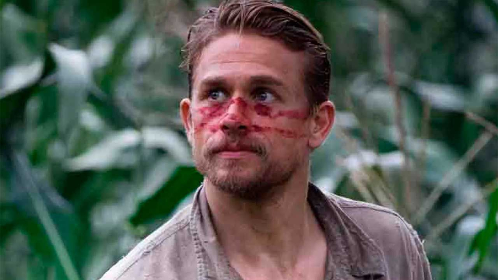 Hace 10 años Brad Pitt le hizo Charlie Hunnam uno de los favores de su vida sin saberlo