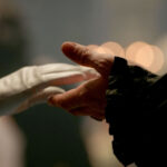 Netflix vuelve a dividir en dos partes uno de los regresos más esperados: La serie más adictiva regresa antes de lo previsto