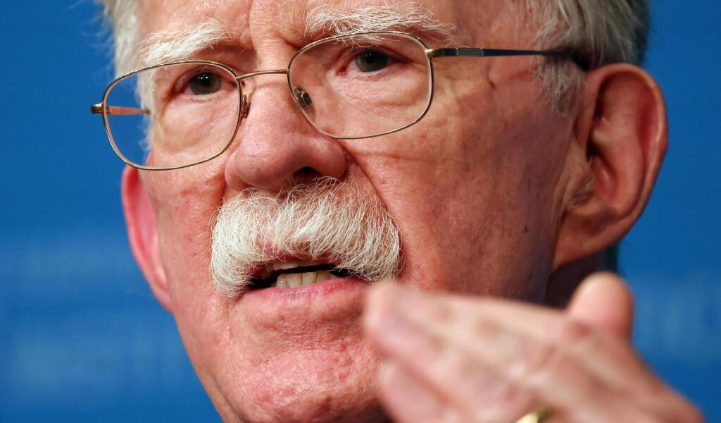 Bolton, exasesor de seguridad nacional de Trump, acusado de mal manejo de información clasificada